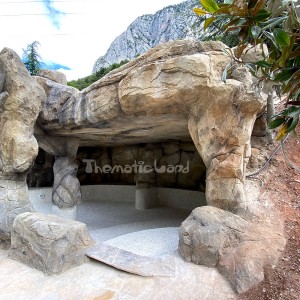 Thematicland diseño y construcción de una cueva con rocas artificiales, cascada y spa en el Hotel Balneario la Hermida en Cantabria. Thematicland diseño y construcción de una cueva con rocas artificiales, cascada y spa en el Hotel Balneario la Hermida en Cantabria.